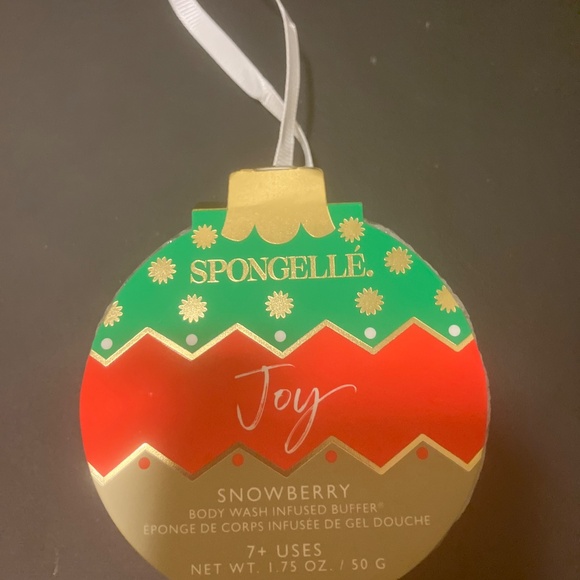 Spongelle “Snowberry” Body Wash Infused Buffer - Picture 6 of 6